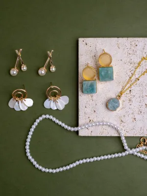 Amazonite Sparkle & Pearl Hamper (5 Pieces) - 2 Raw Crystal Jewels & 3 Pearl Essentials