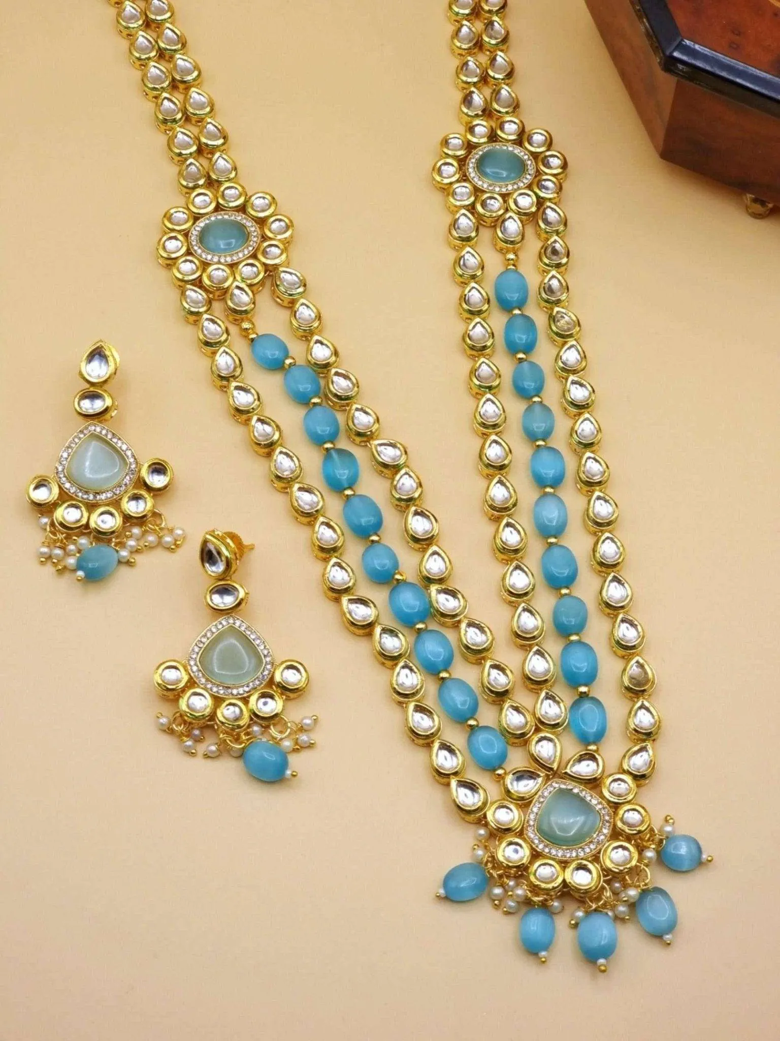 Amina Kundan Mala Set Blue