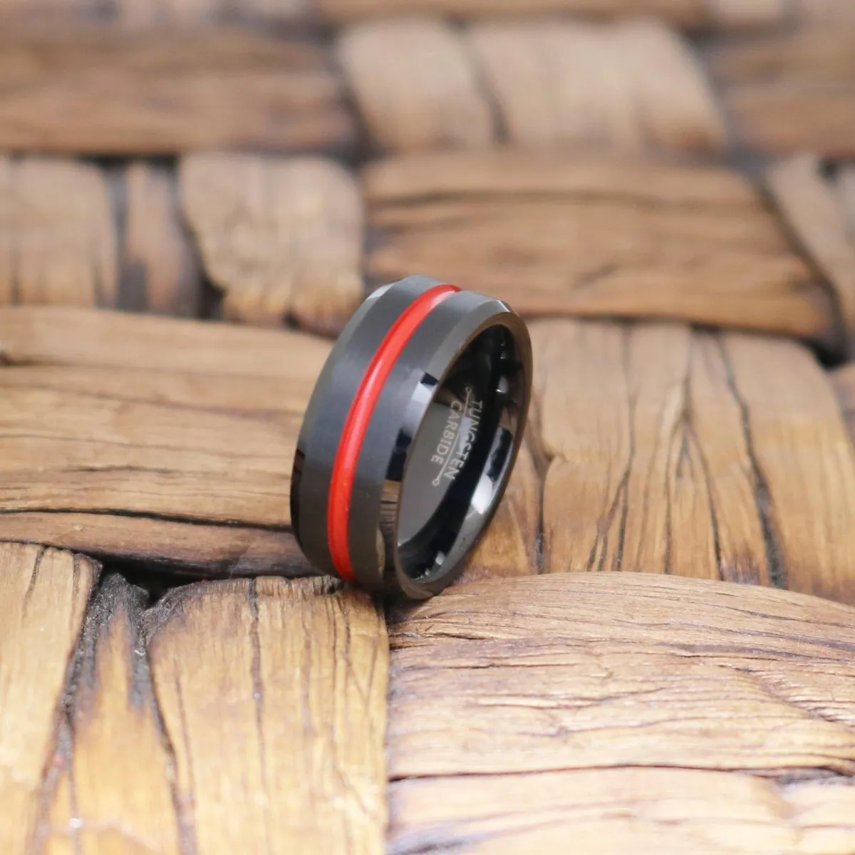 ATEN | Black Tungsten Ring, Red Groove, Beveled
