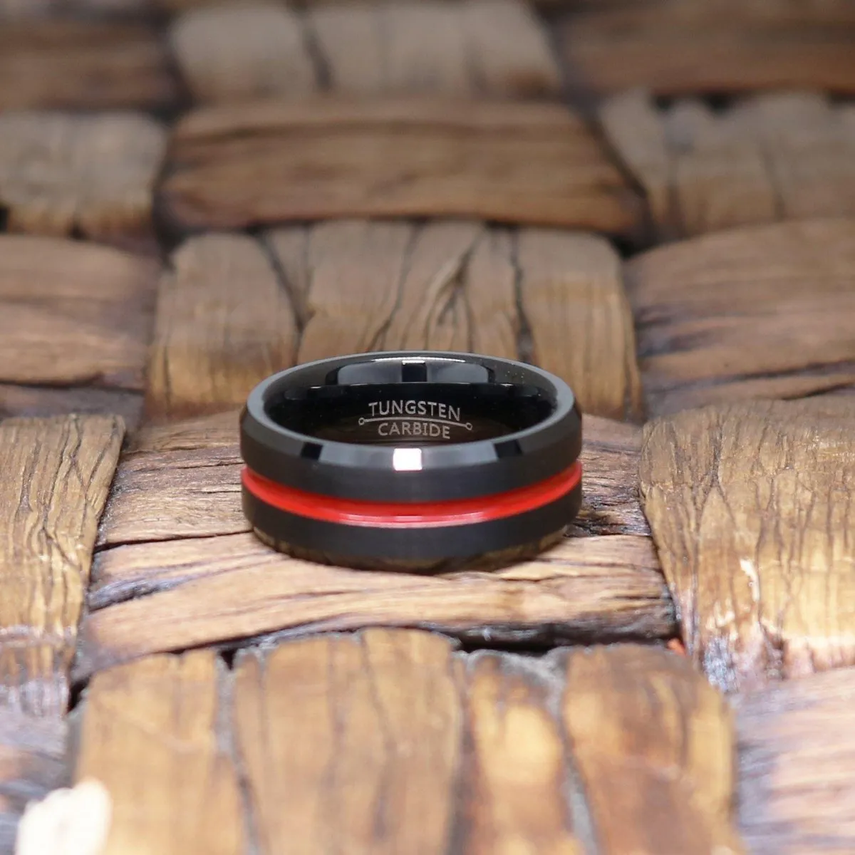 ATEN | Black Tungsten Ring, Red Groove, Beveled
