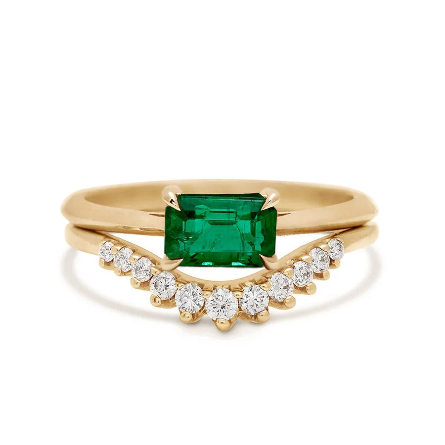 Bea East/West Solitaire Ring - 14k Gold & Emerald (7x5mm)