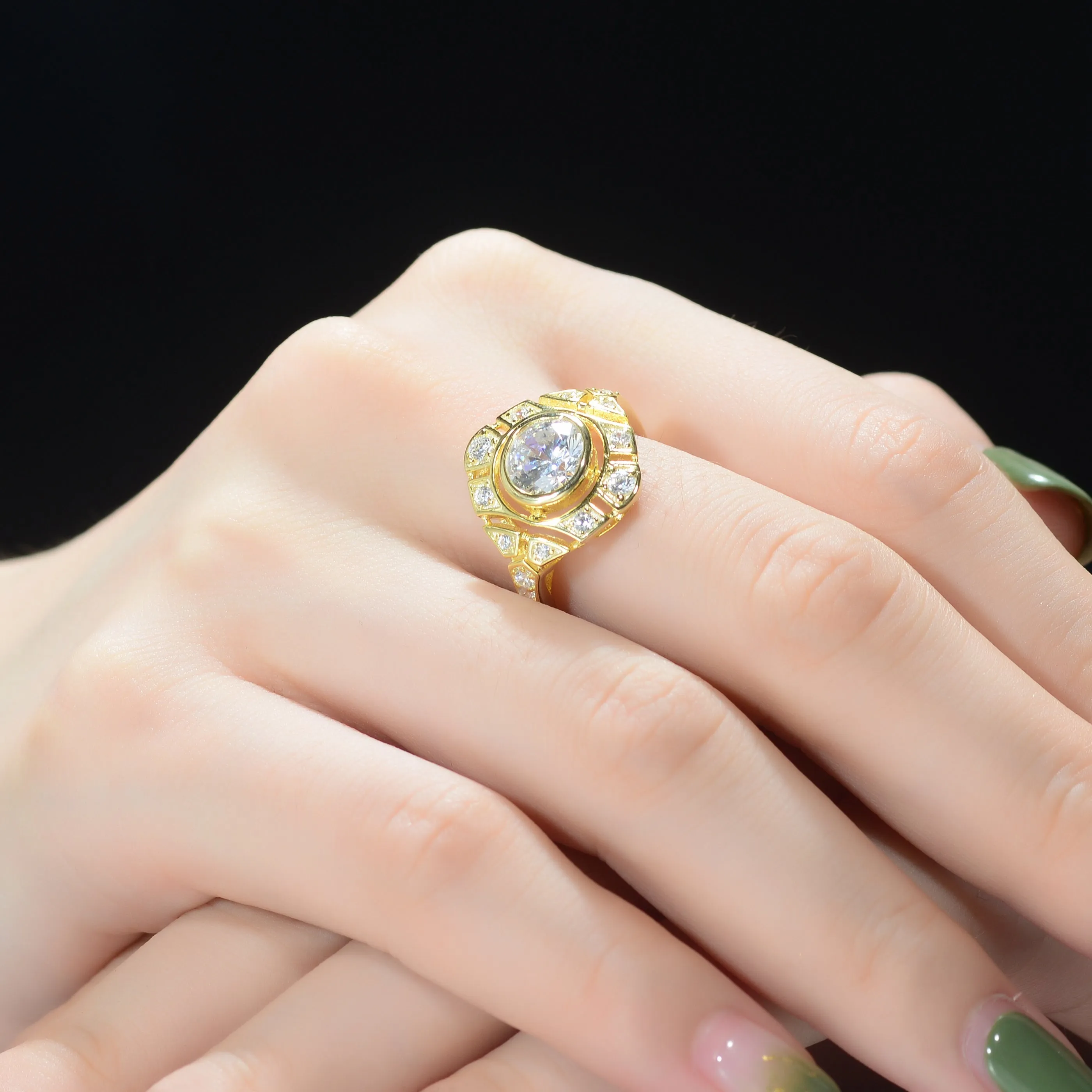 Coralie Zirconia Ring