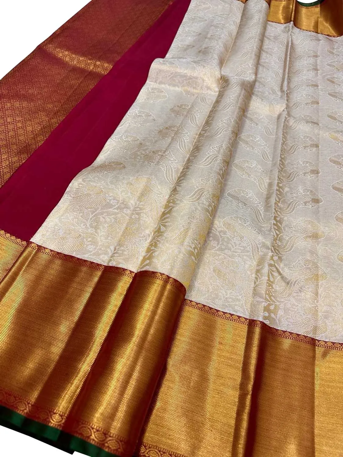 Elegant Off White Kanjeevaram Silk Saree
