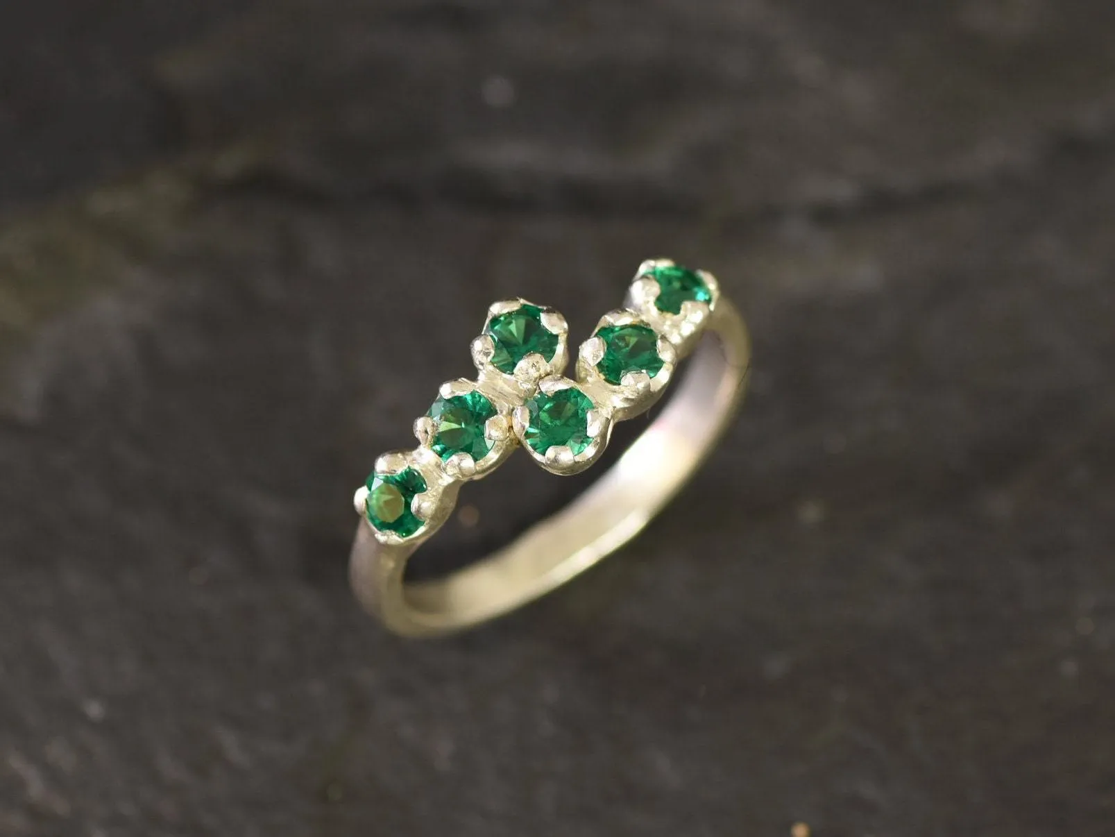 Emerald Ring - Green Bypass Band - Vintage Dainty Ring