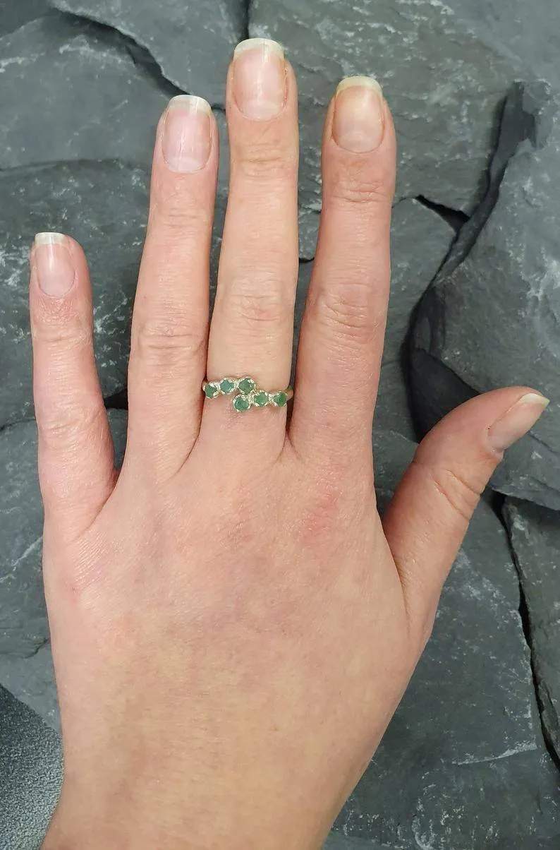 Emerald Ring - Green Bypass Band - Vintage Dainty Ring