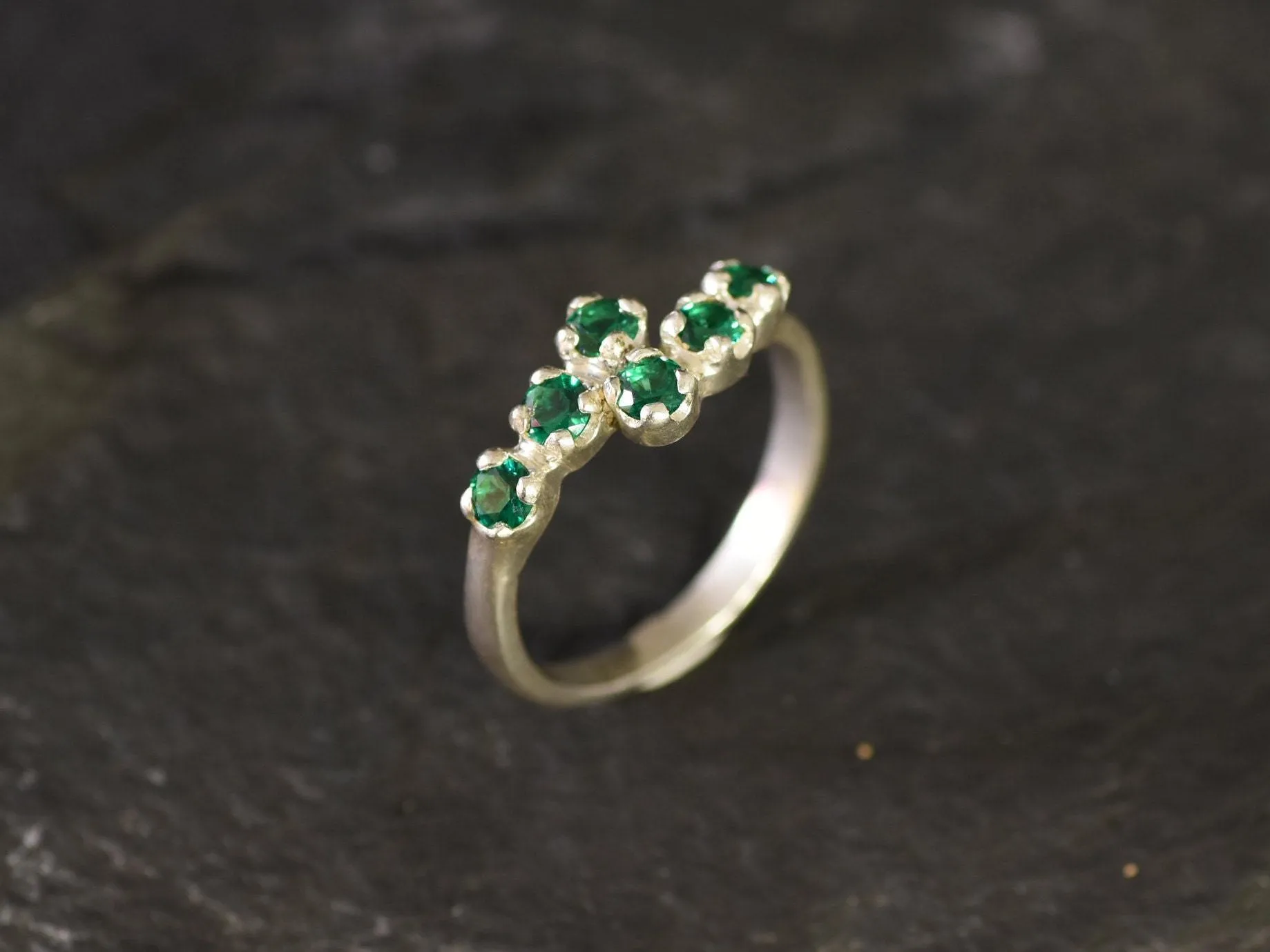 Emerald Ring - Green Bypass Band - Vintage Dainty Ring