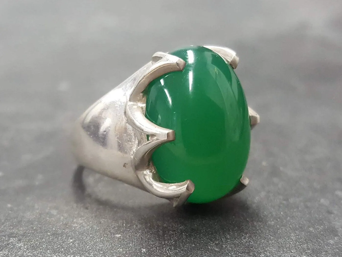 Emerald Statement Ring - Green Oval Ring - Vintage Emerald Ring