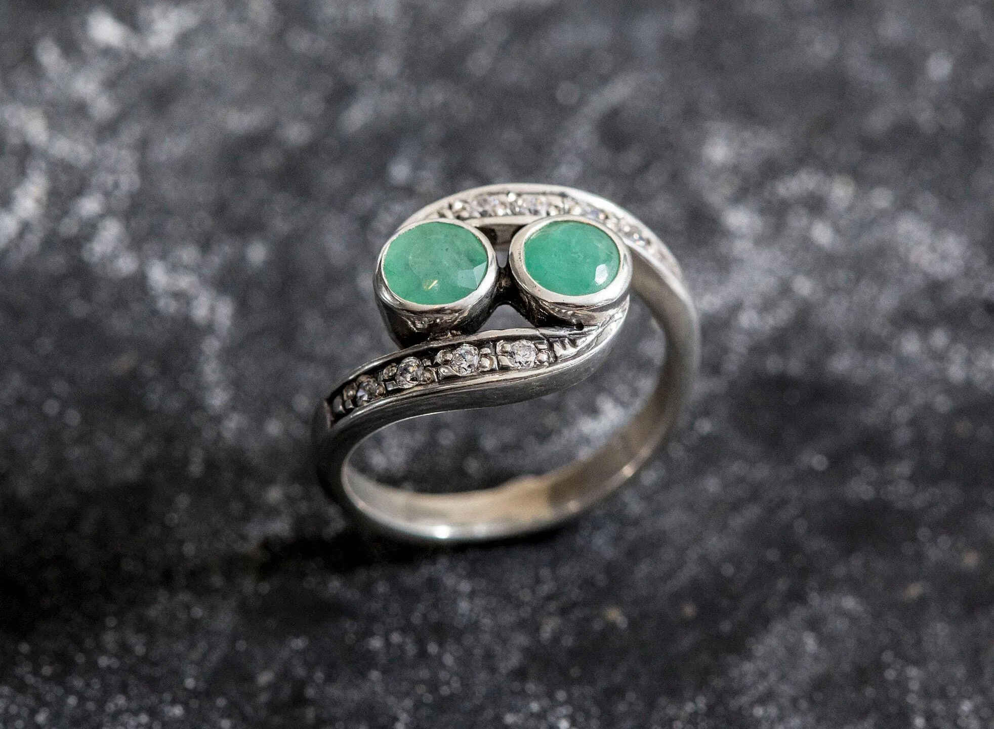 Emerald Vintage Ring - Two Stone Ring - Bypass Emerald Ring