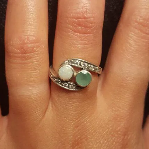 Emerald Vintage Ring - Two Stone Ring - Bypass Emerald Ring