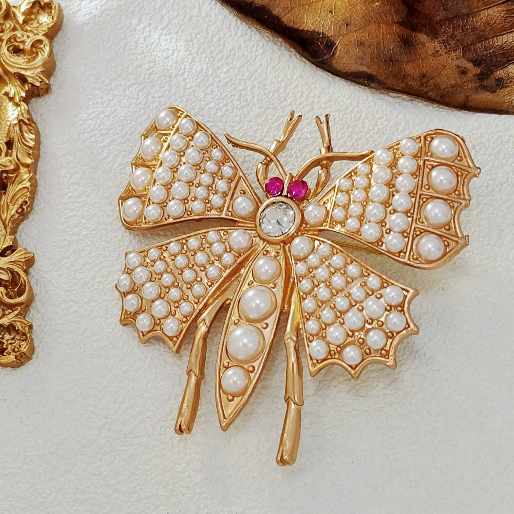 Gorgeous Gold & Imitated Pearl Large Butterfly Brooch Pin Statement Insect Jewelry