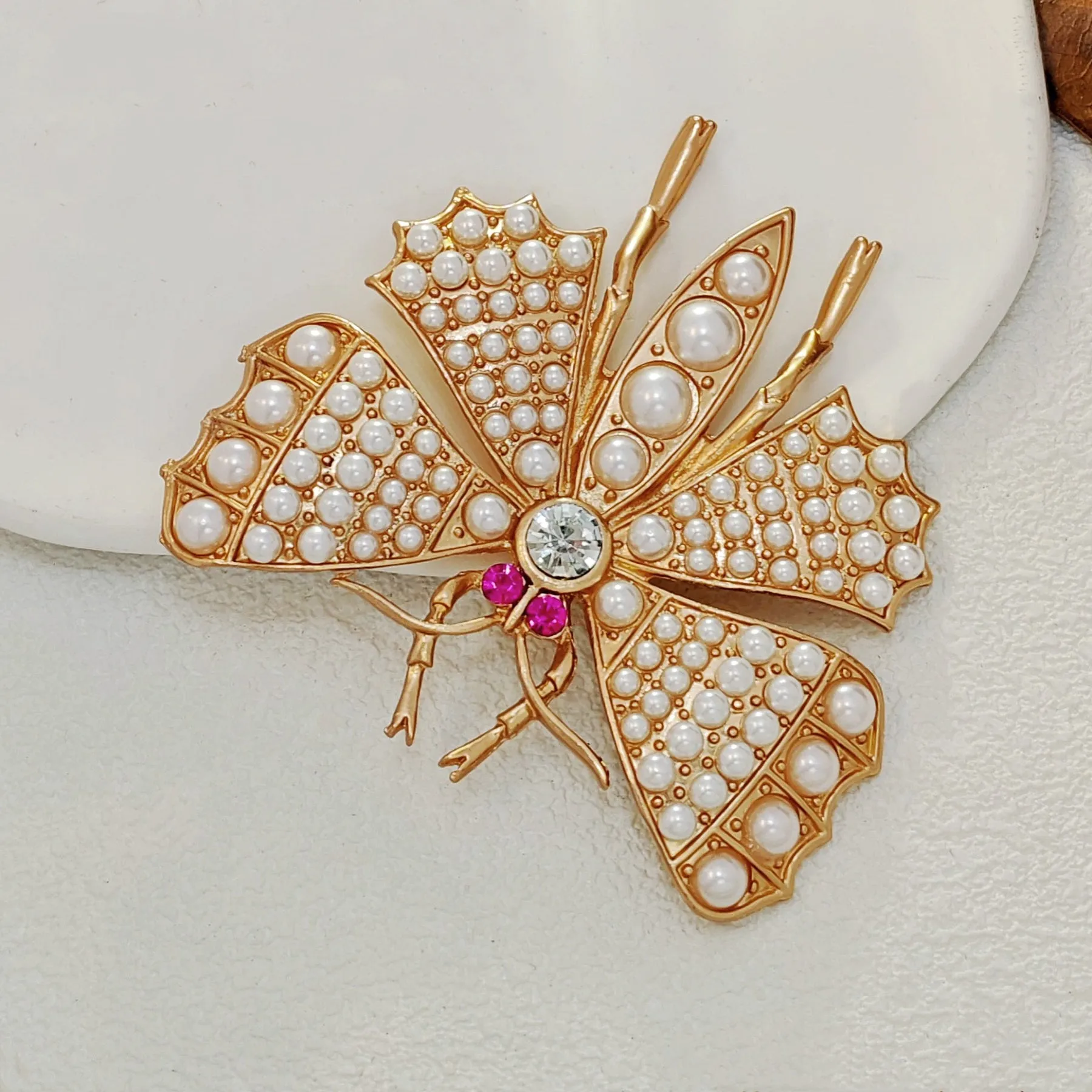 Gorgeous Gold & Imitated Pearl Large Butterfly Brooch Pin Statement Insect Jewelry