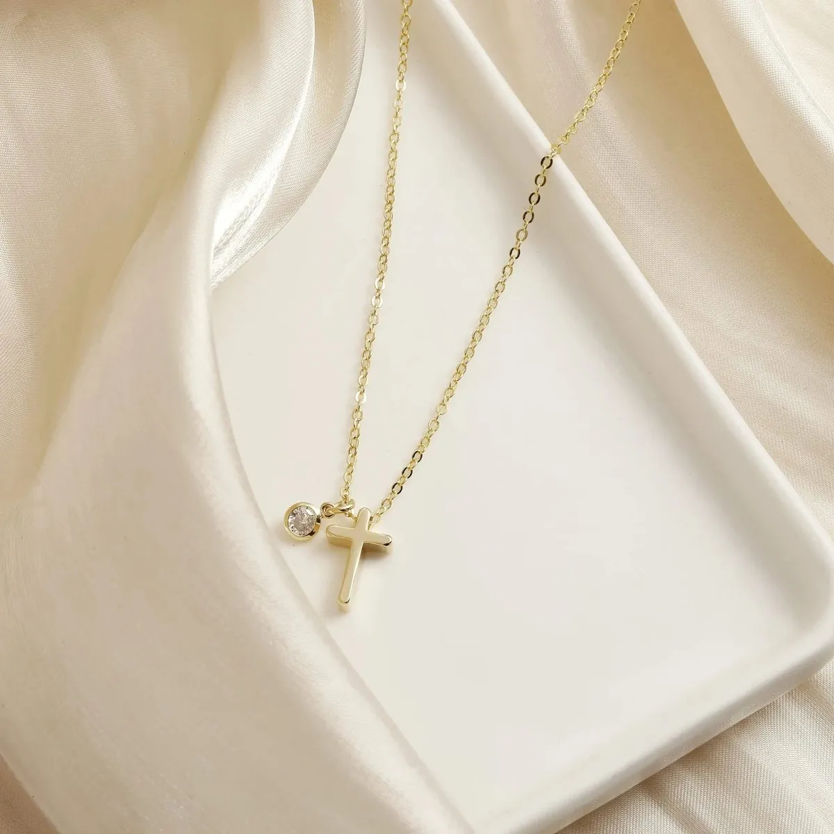 Kyerlyn Dainty Cross Necklaces