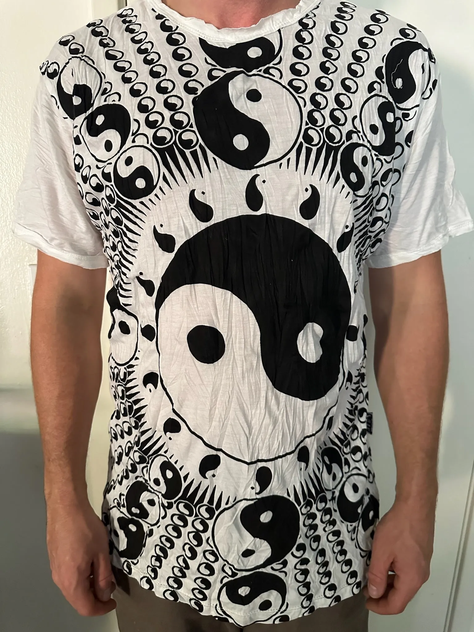 Men's Printed Yin and Yang T-Shirt