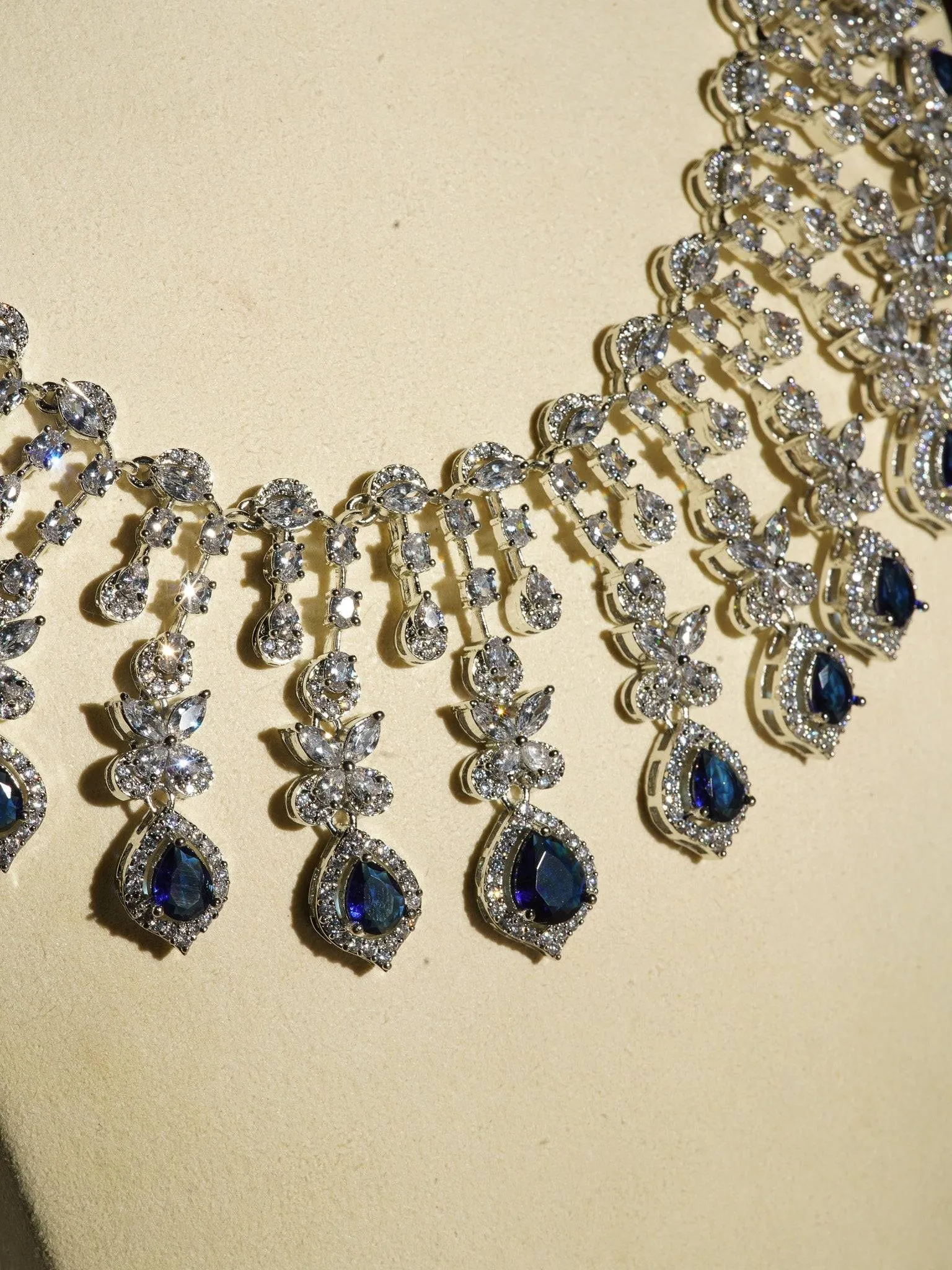 Raha- Diamanté Accent Classic Necklace Set