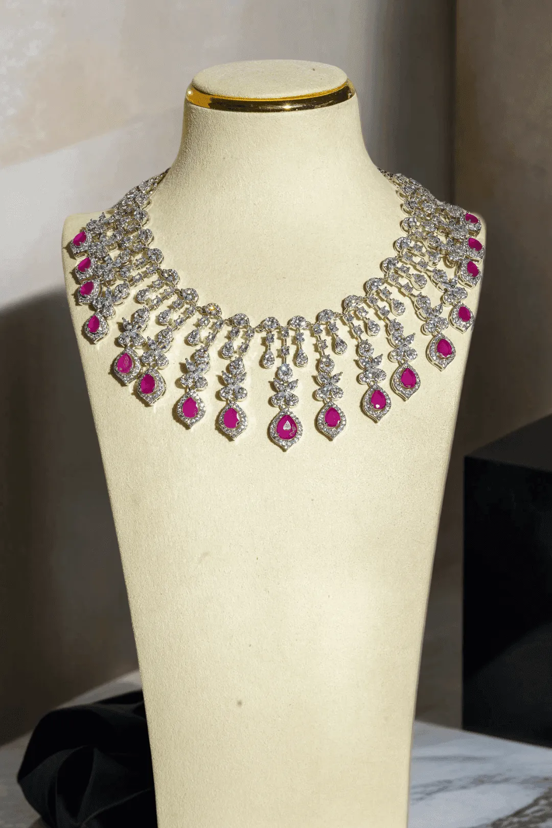 Raha- Diamanté Accent Classic Necklace Set