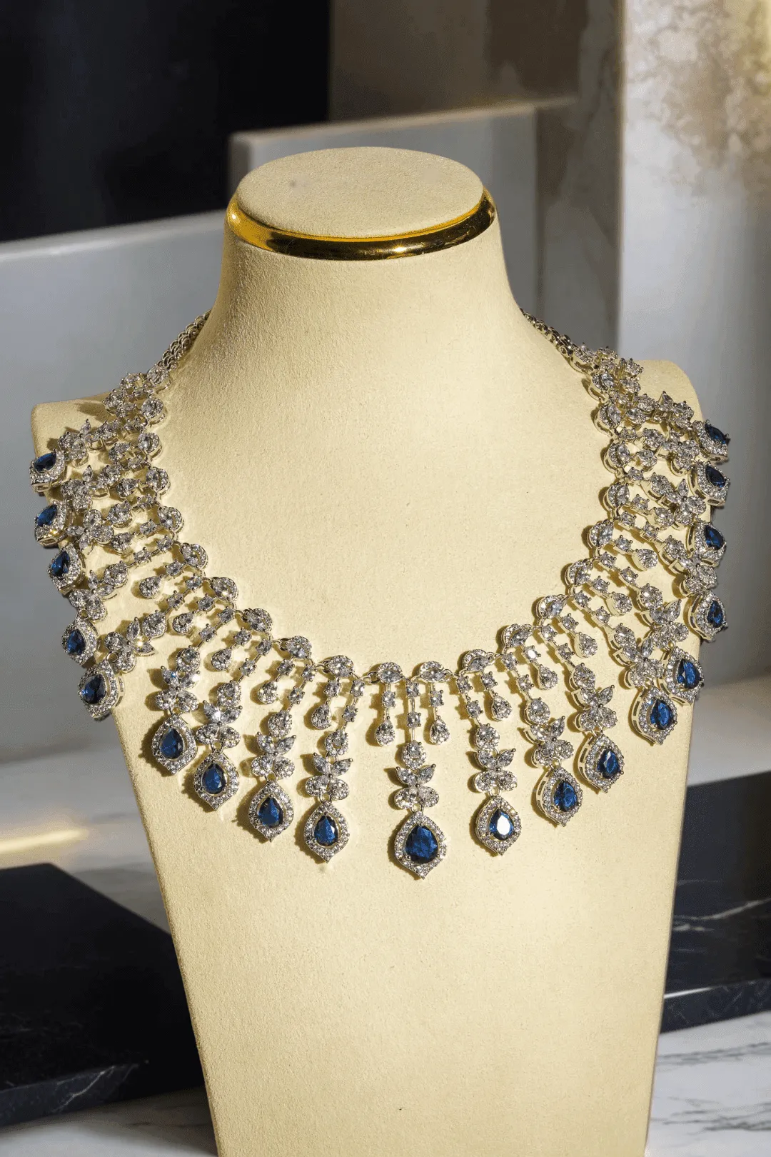 Raha- Diamanté Accent Classic Necklace Set