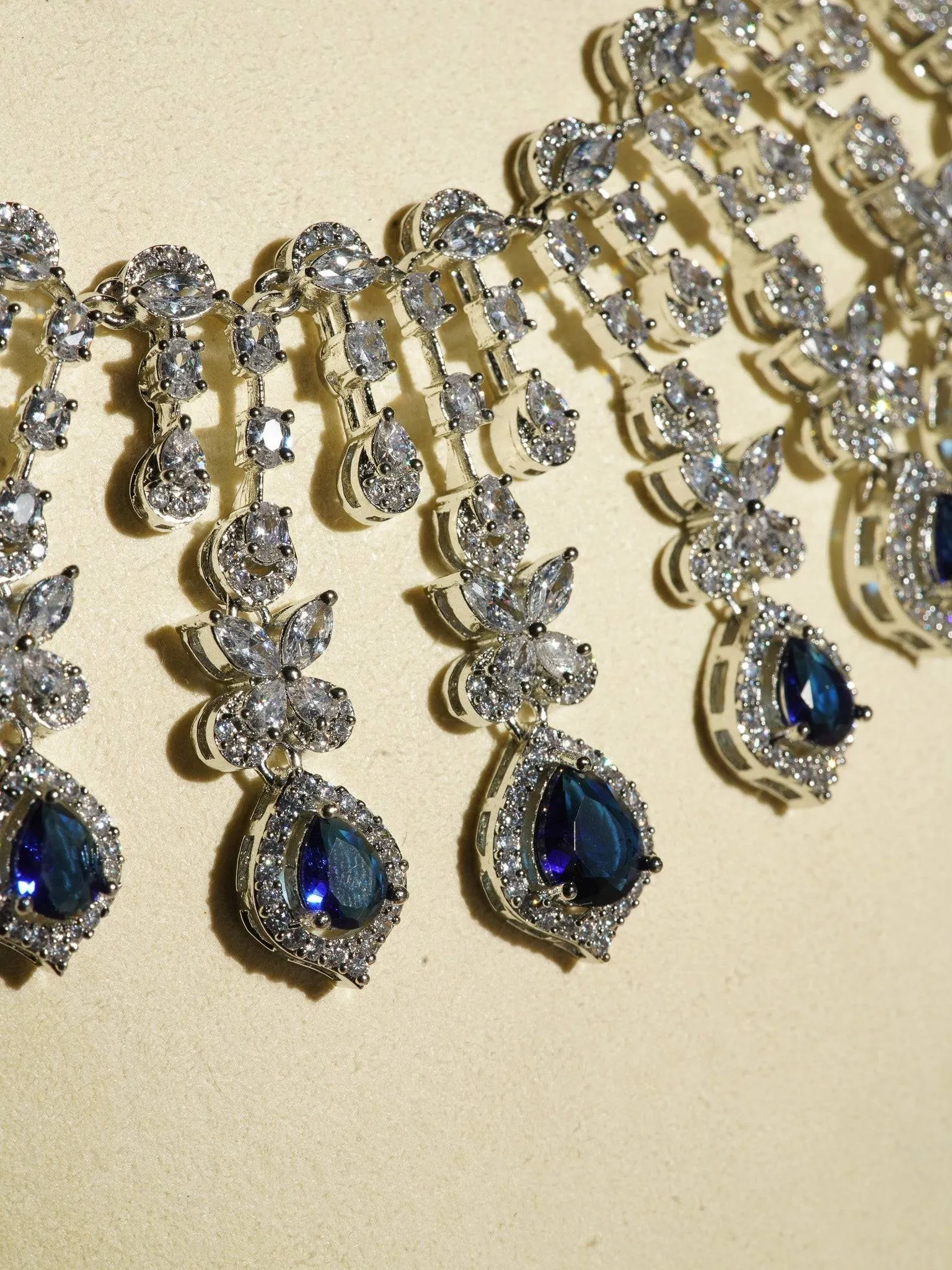 Raha- Diamanté Accent Classic Necklace Set