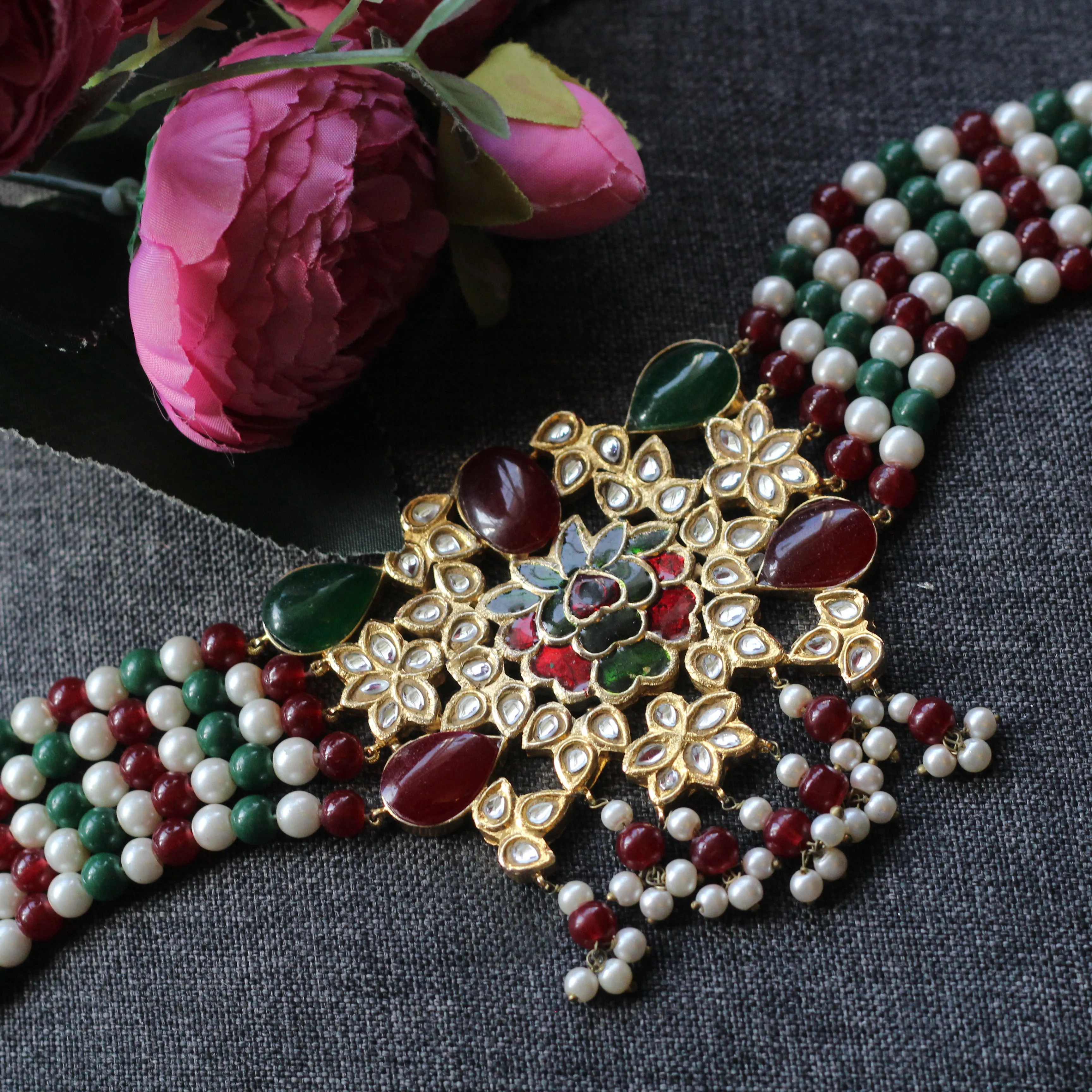 SCARLET CHOKER SET