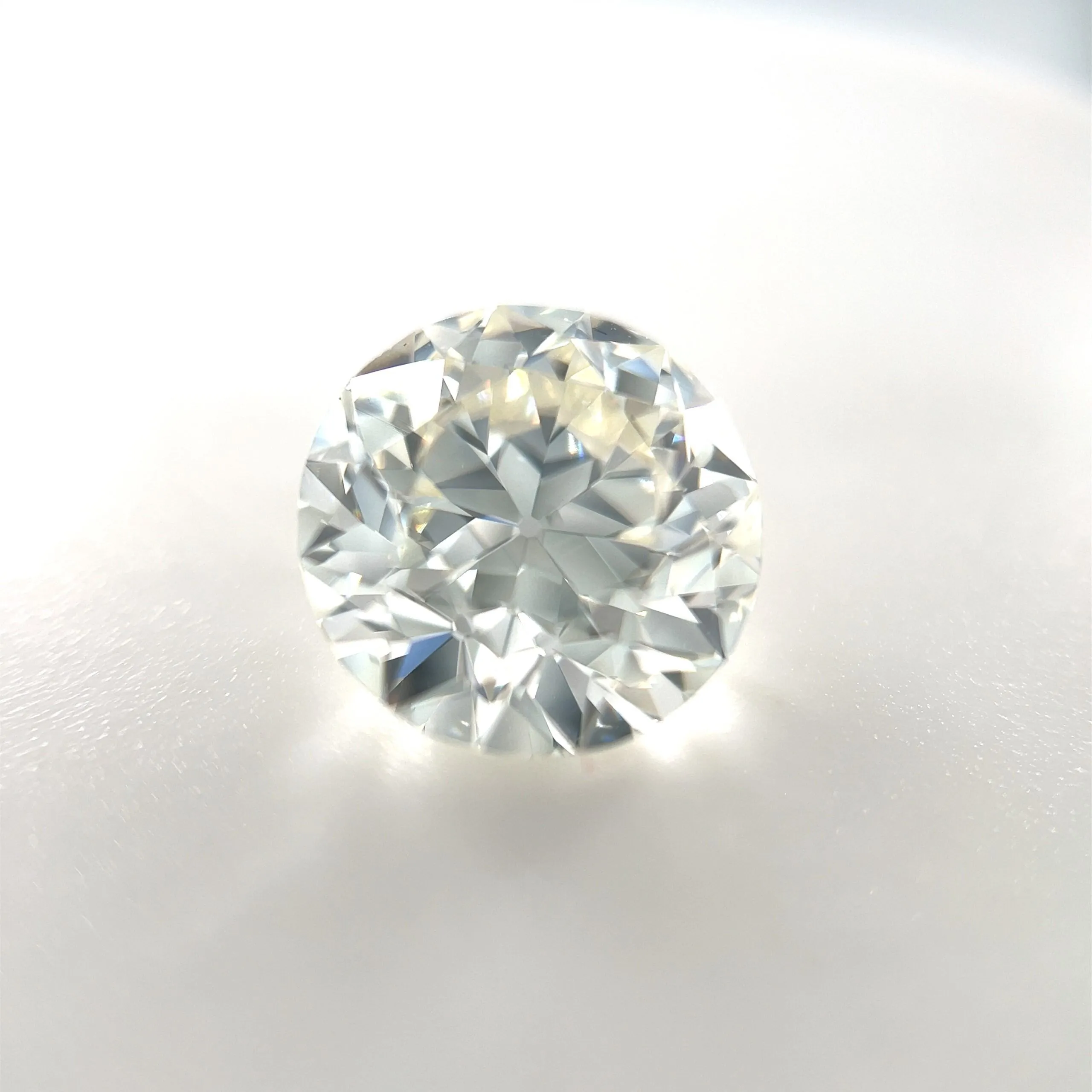 Springer's LEGACY™ 3.37 Carat Circular Brilliant Cut J/VVS2