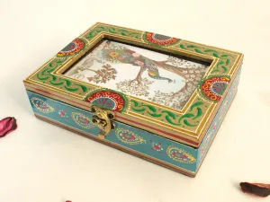 Timeless Beauty: Wooden Jewelry Box