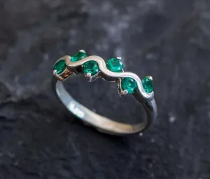 Wavy Emerald Ring - Green Wave Ring - Vintage Eternity Ring