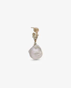 Weinan Pan - Bone Earring No1 Large Pearl - (Silver/Gold)