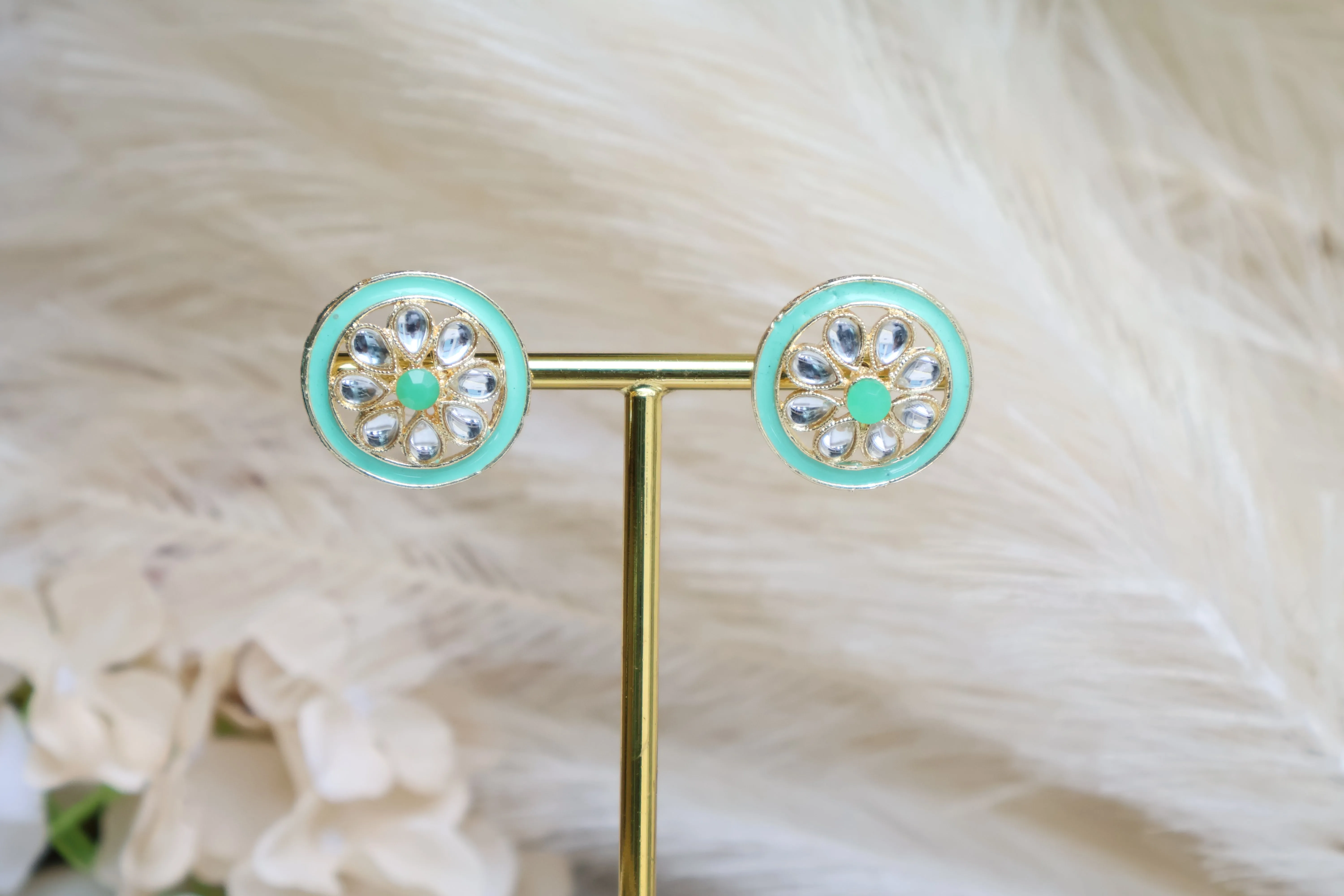 Ziya Studs