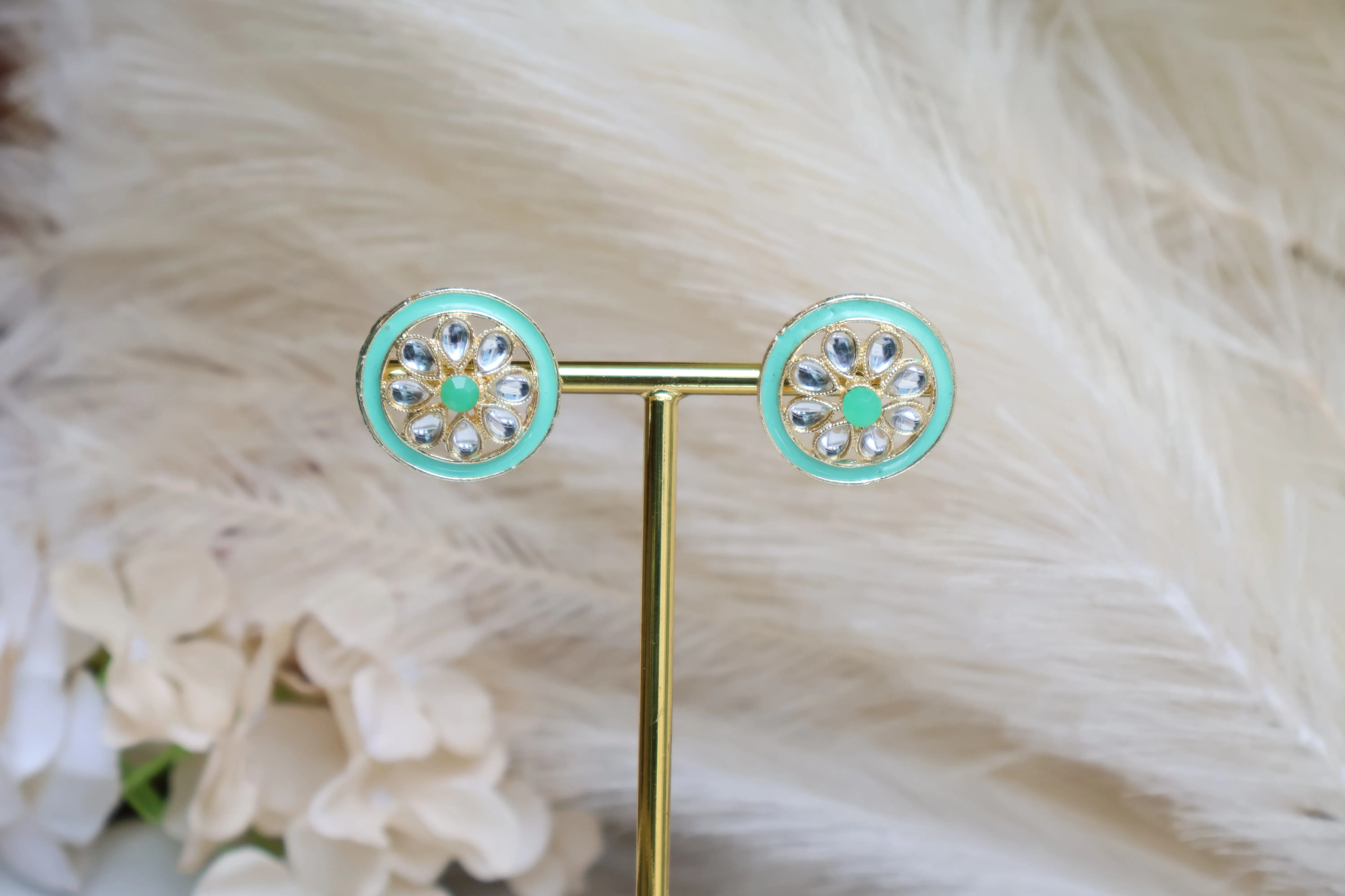 Ziya Studs